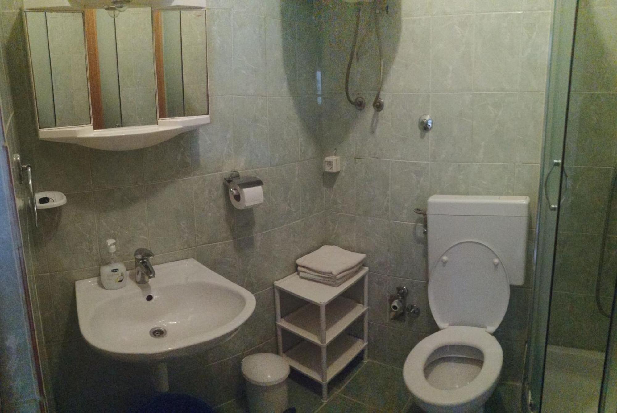 Apartment Slaven Vinišće Buitenkant foto