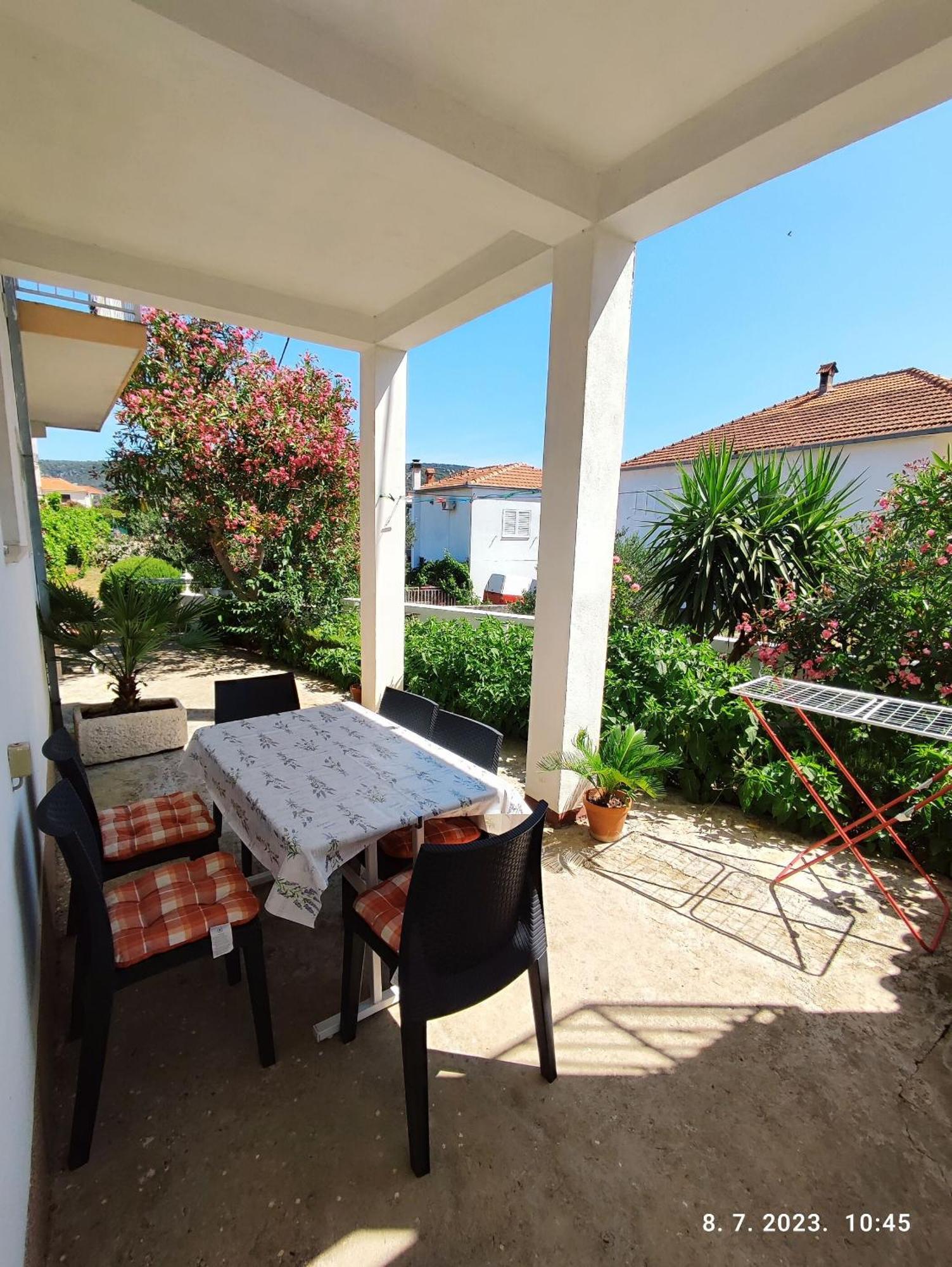 Apartment Slaven Vinišće Buitenkant foto